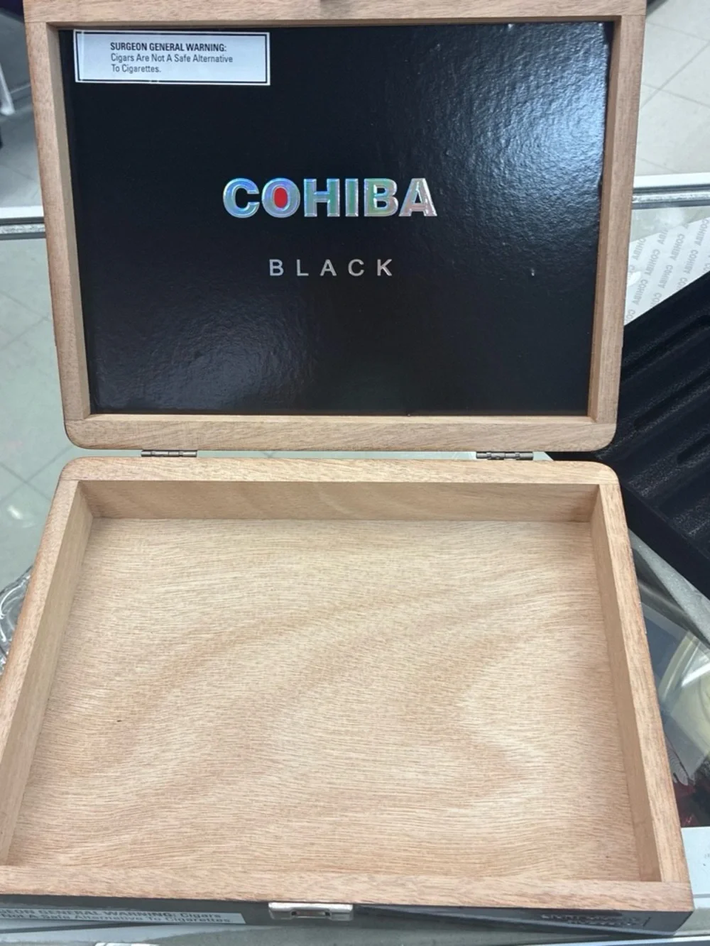 Cohiba Black Wooden Humidor Box - Black